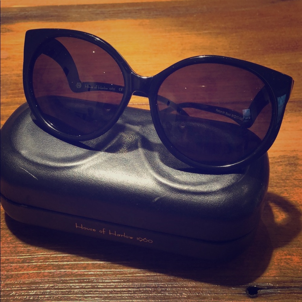 House of Harlow sunglasses in good condition